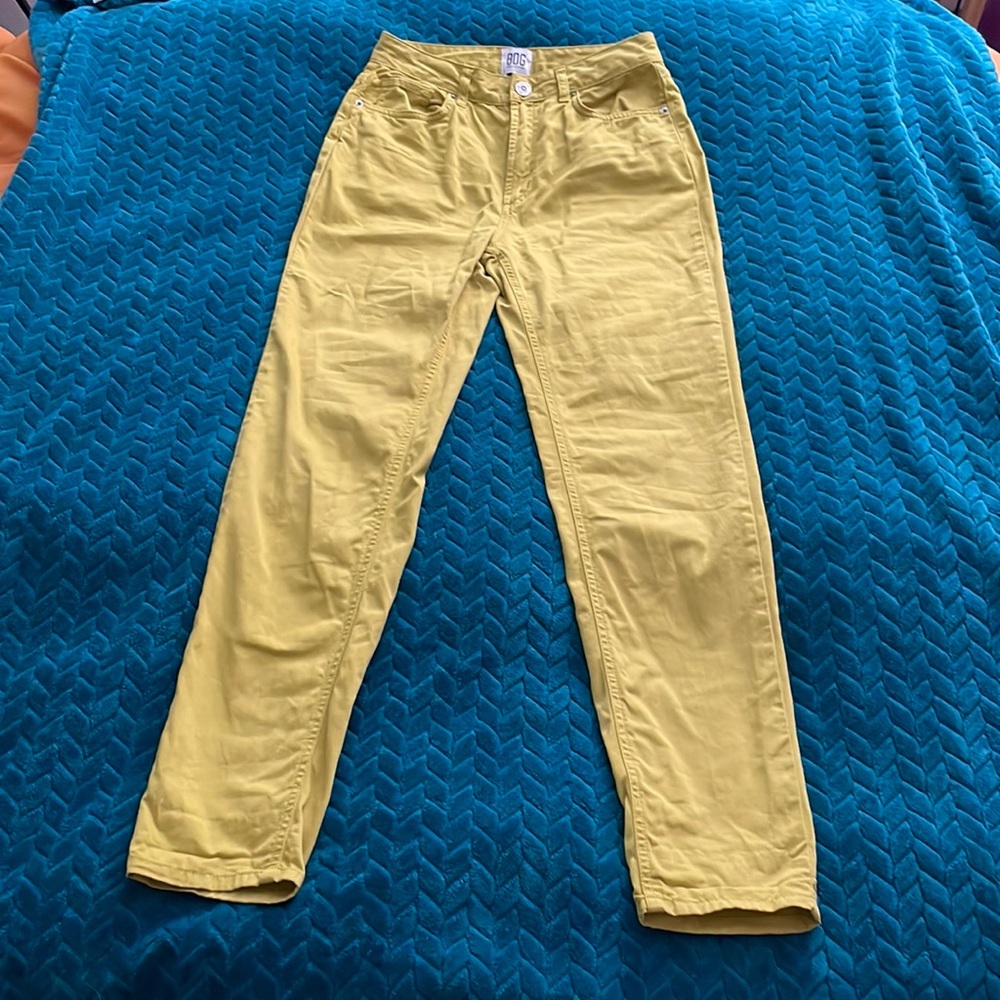 BDG Yellow Mom Pants (urban outfitters, size 26)